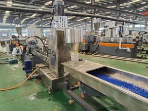 塑料造粒機(jī)_塑料改性造粒機(jī)_省電15%